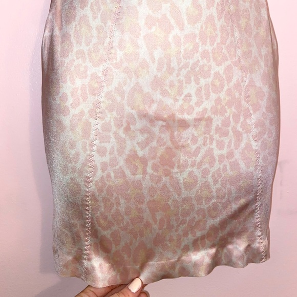 Victoria’s Secret Pink Leopard So Curvaceous Push-Up Shaping Slip with Panty - Picture 7 of 12